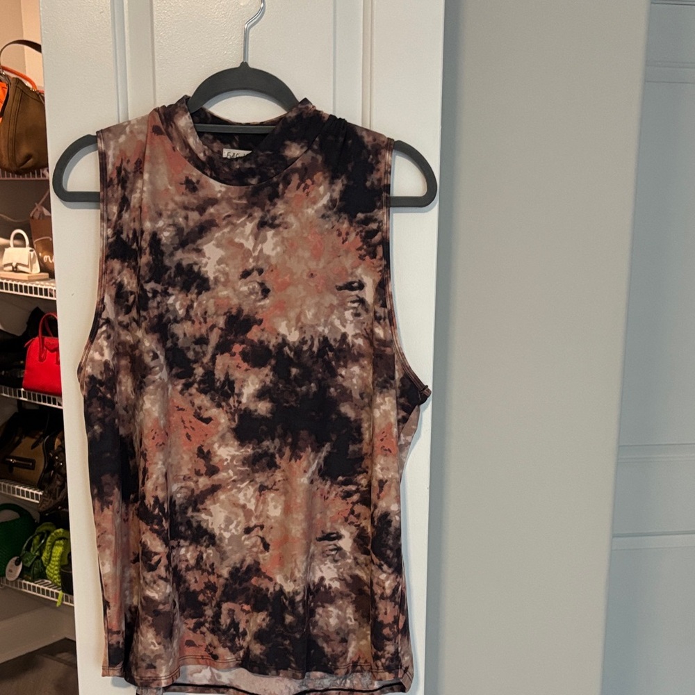 Stylish Tie-Dye Sleeveless Tank Top